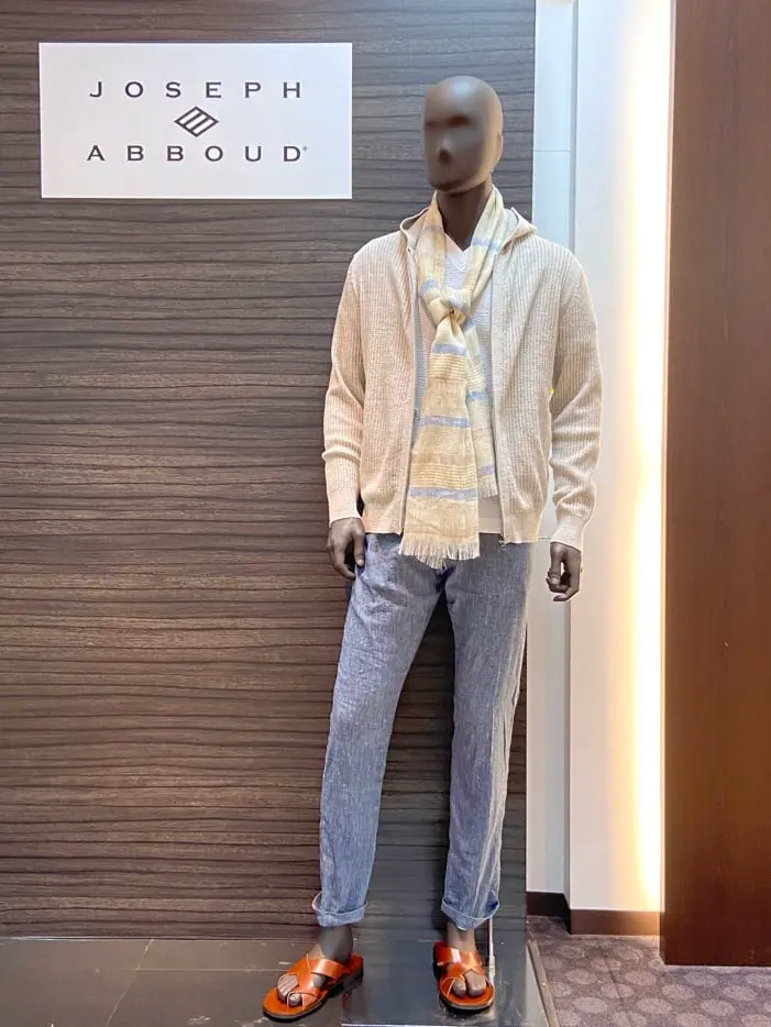 JOSEPH ABBOUD スタッフ コーディネート画像