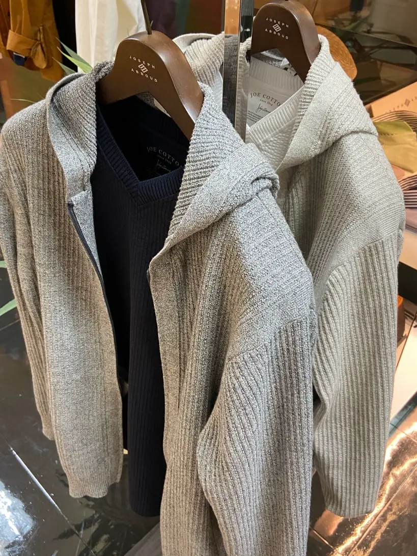 JOSEPH ABBOUD スタッフ コーディネート画像