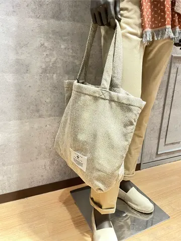 JOSEPH ABBOUD 東　 コーディネート画像