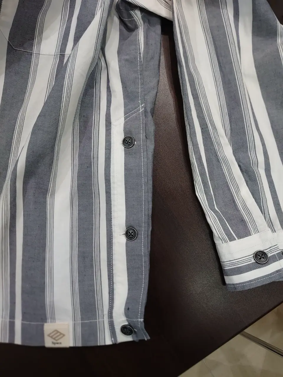 JOSEPH ABBOUD 安東 コーディネート画像