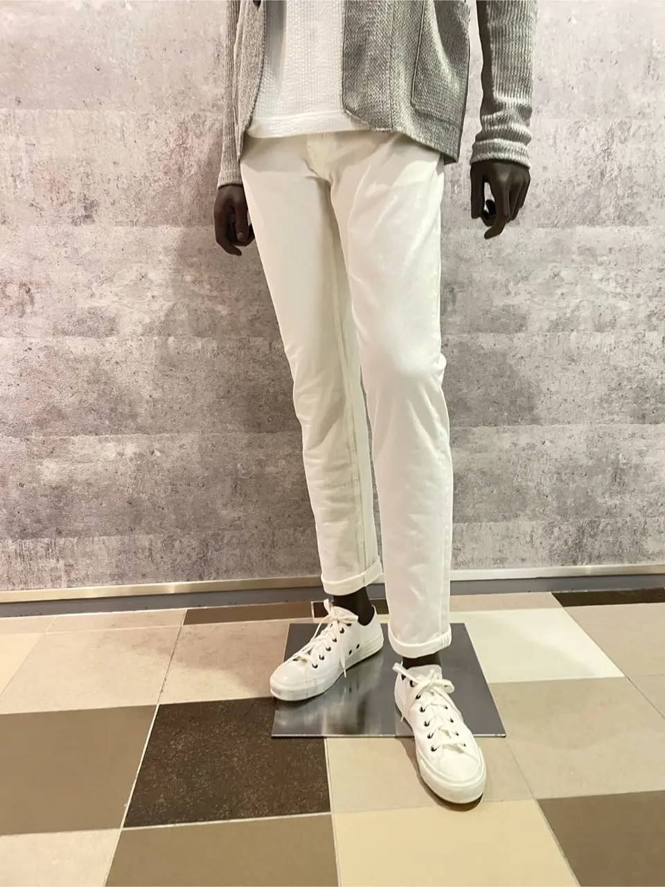 JOSEPH ABBOUD 東　 コーディネート画像