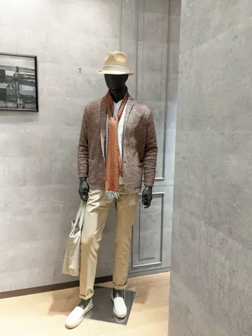 JOSEPH ABBOUD 大久 コーディネート画像