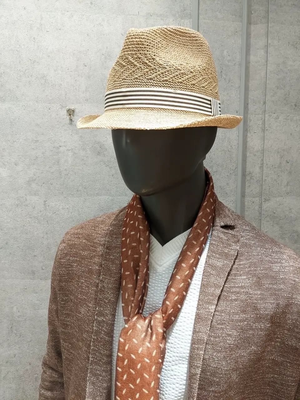 JOSEPH ABBOUD 大久 コーディネート画像