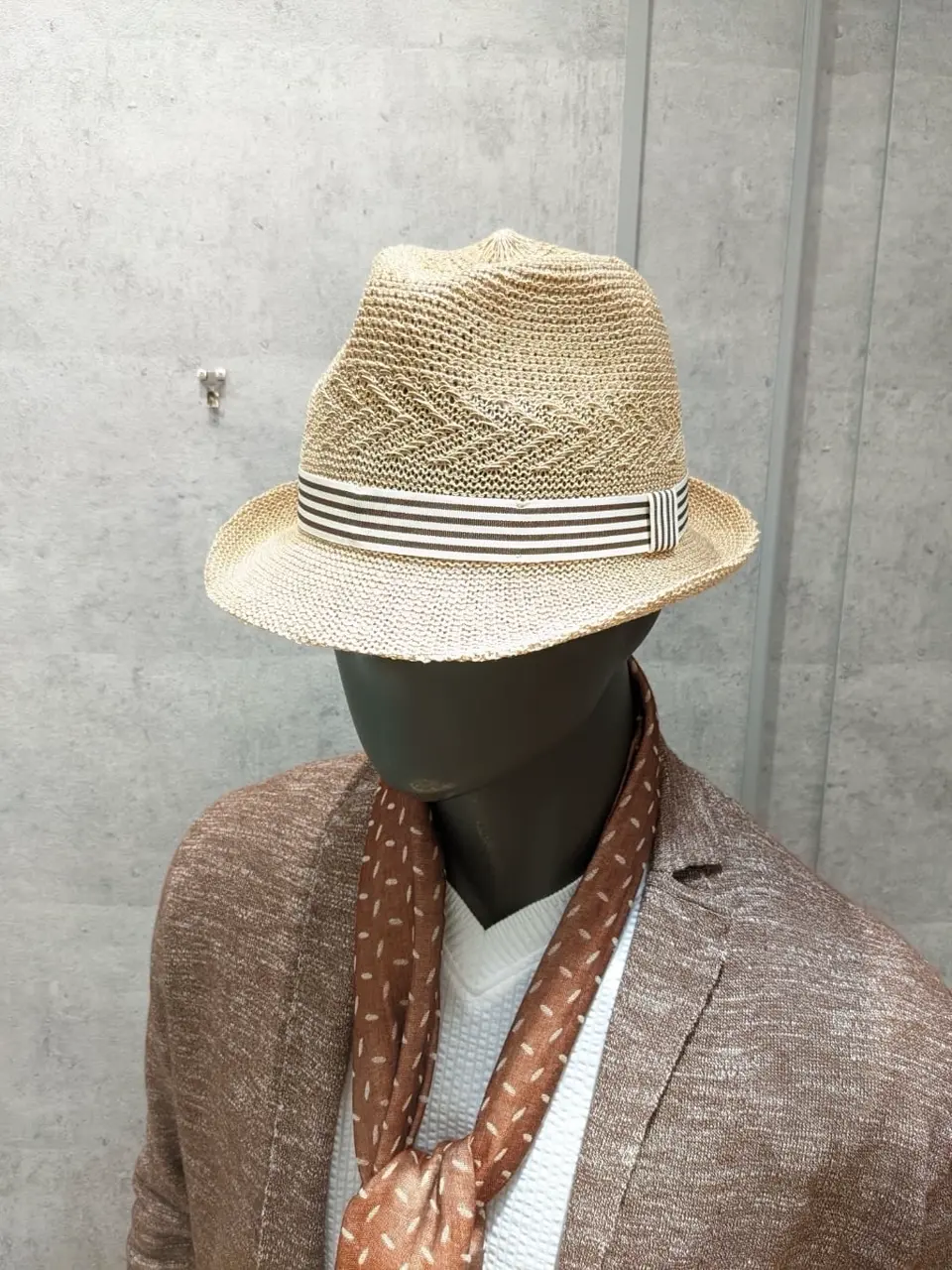 JOSEPH ABBOUD 大久 コーディネート画像