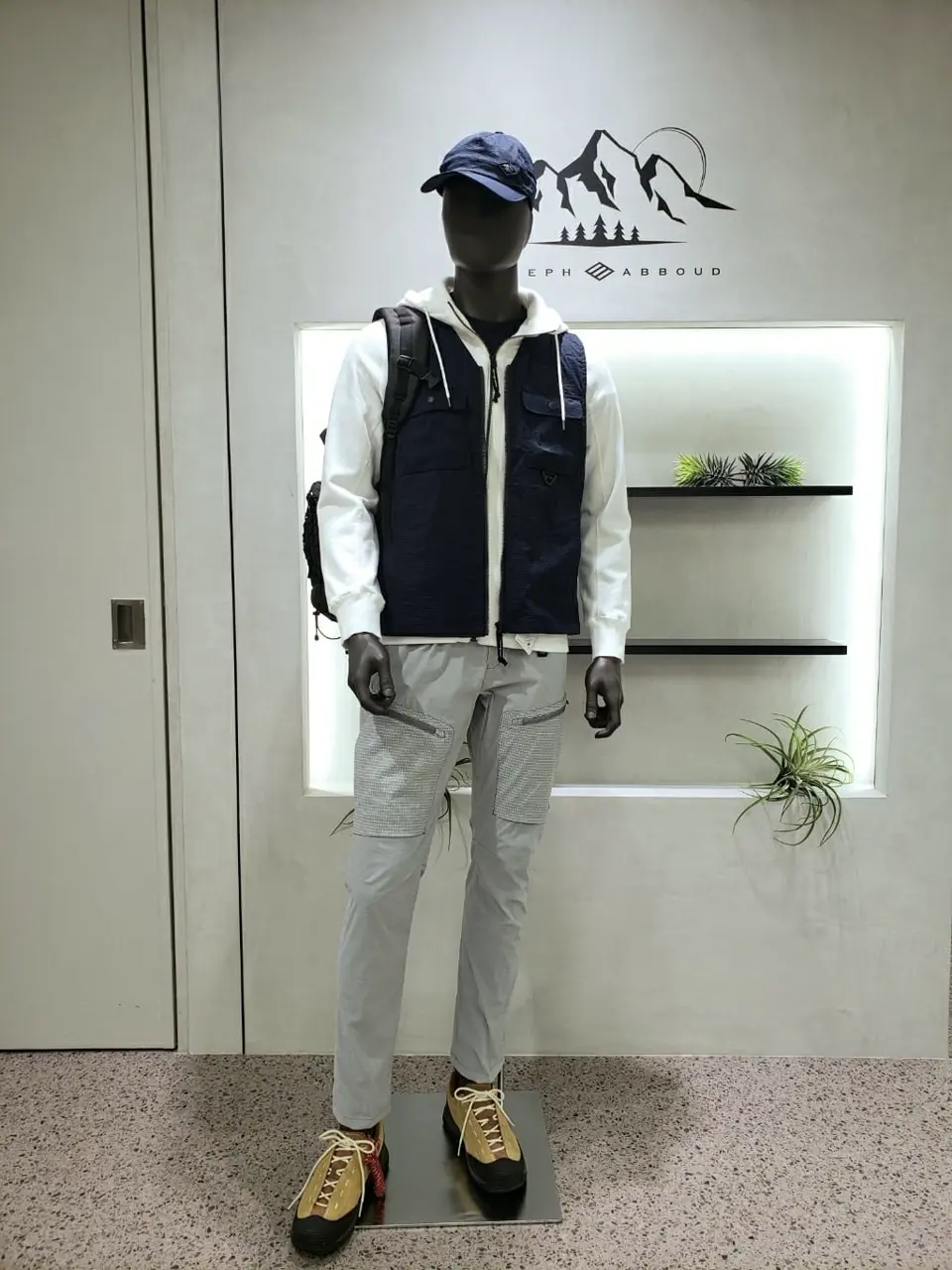  中西 コーディネート画像