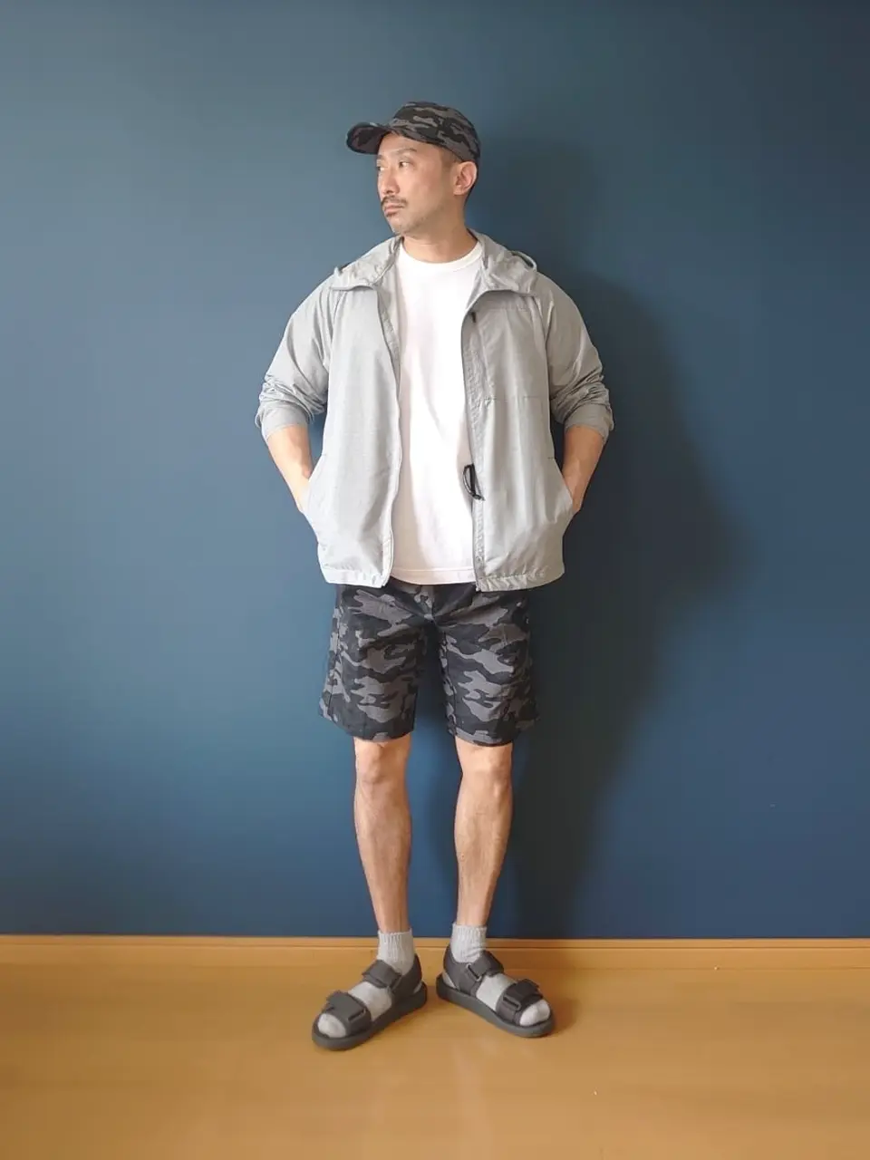 JOSEPH ABBOUD 安東 コーディネート画像