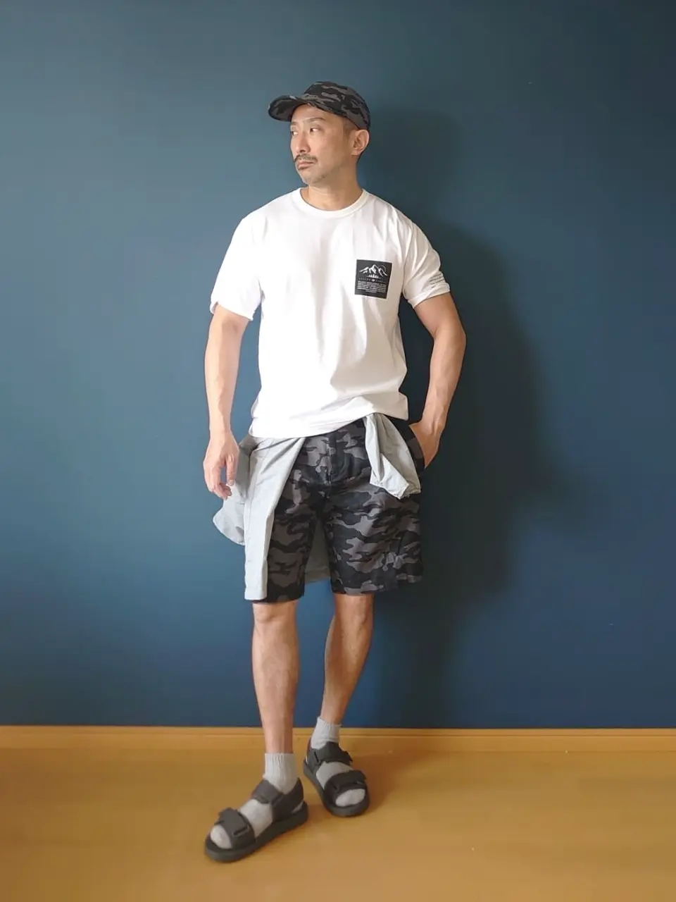 JOSEPH ABBOUD 安東 コーディネート画像