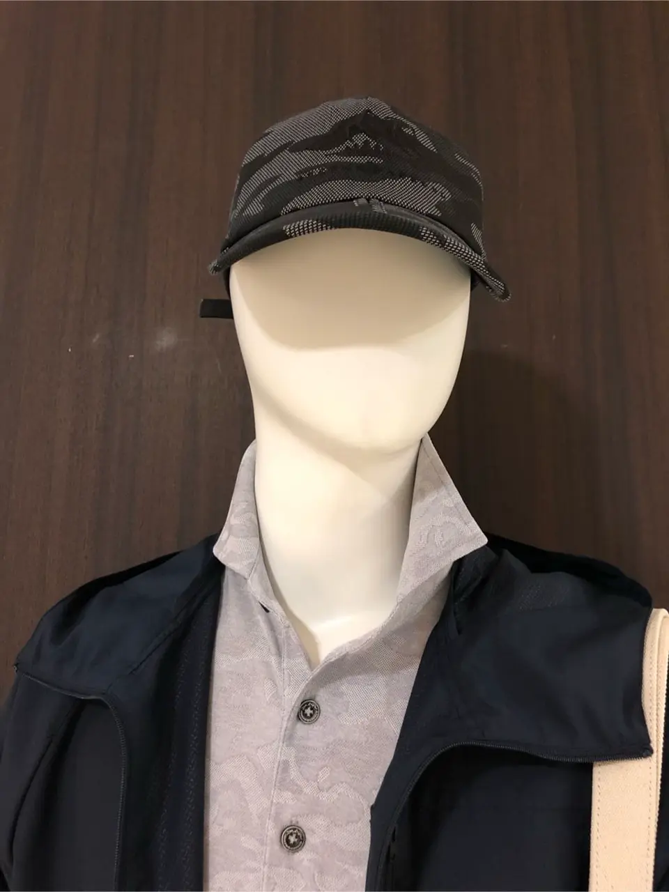 JOSEPH ABBOUD 山口 コーディネート画像