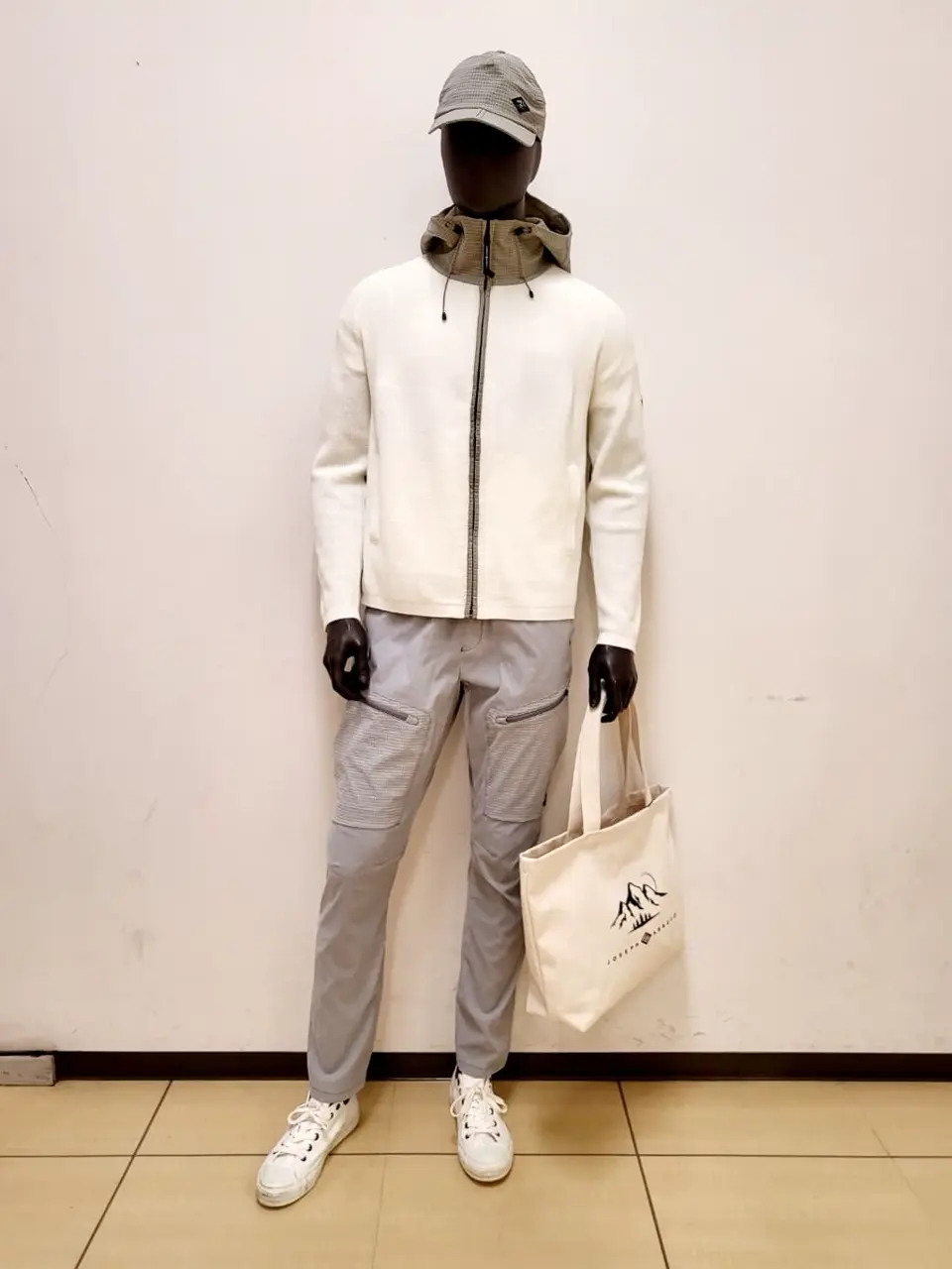  亀井 コーディネート画像