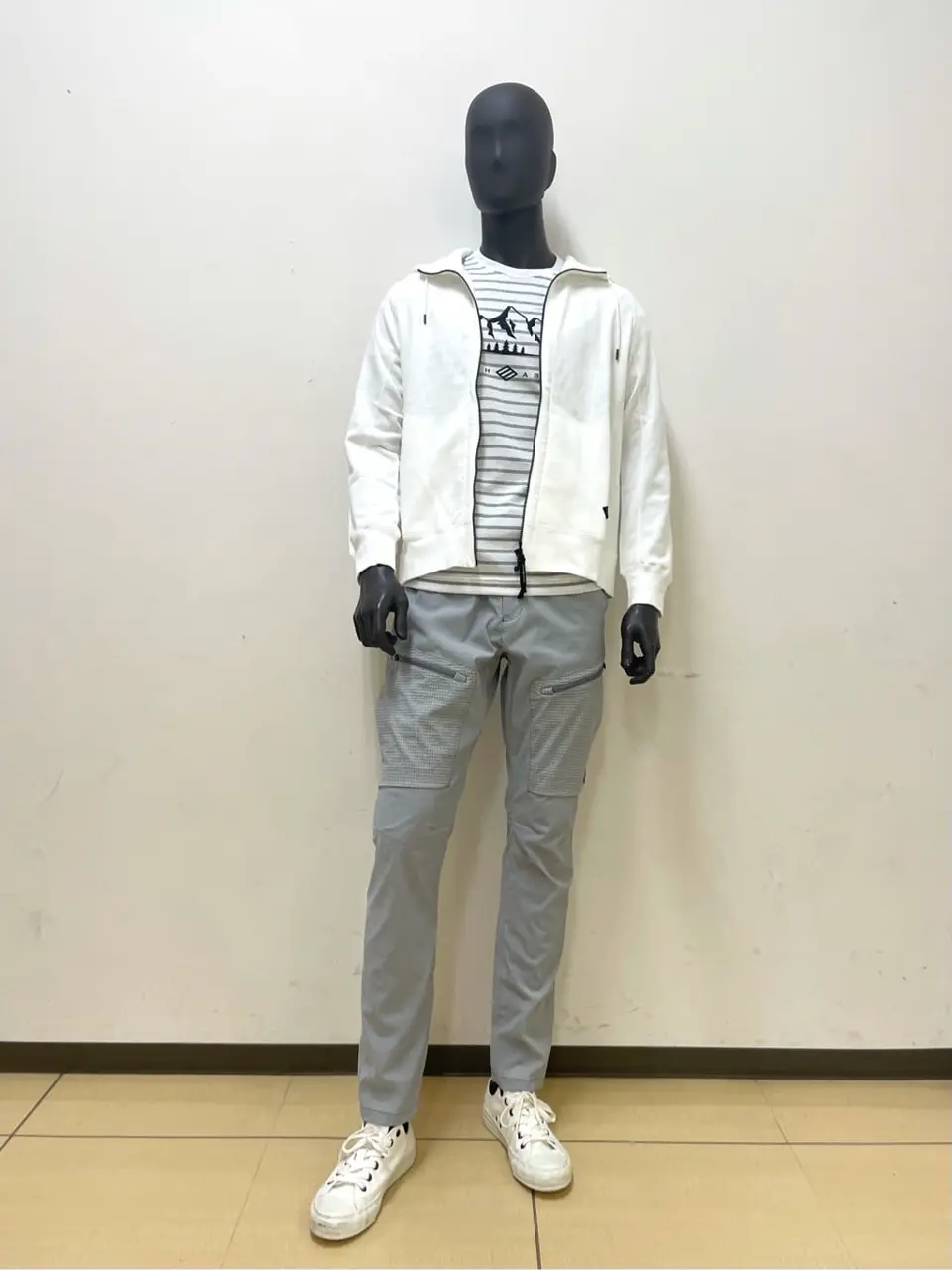 JOSEPH ABBOUD 金本 コーディネート画像