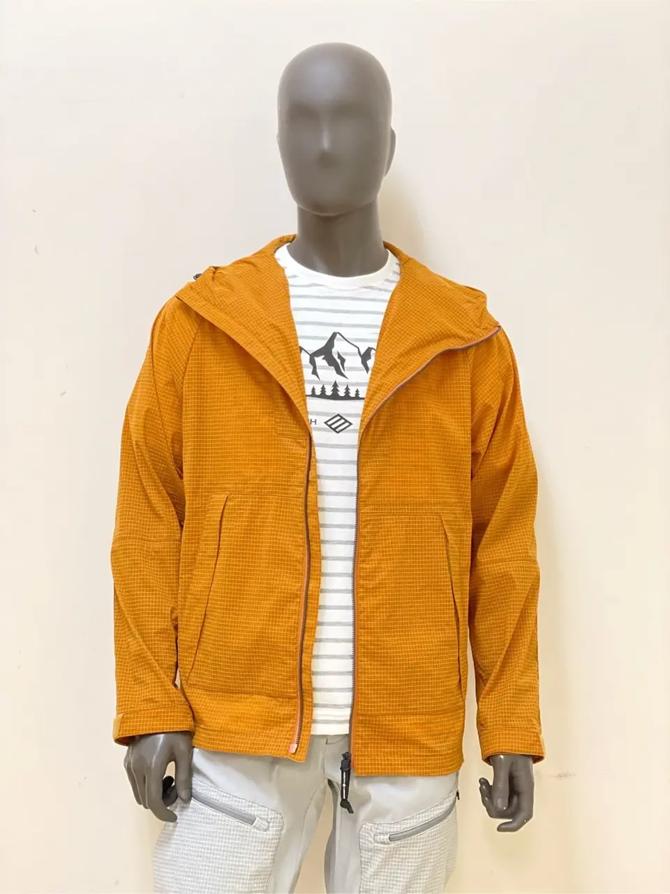 JOSEPH ABBOUD 金本 コーディネート画像