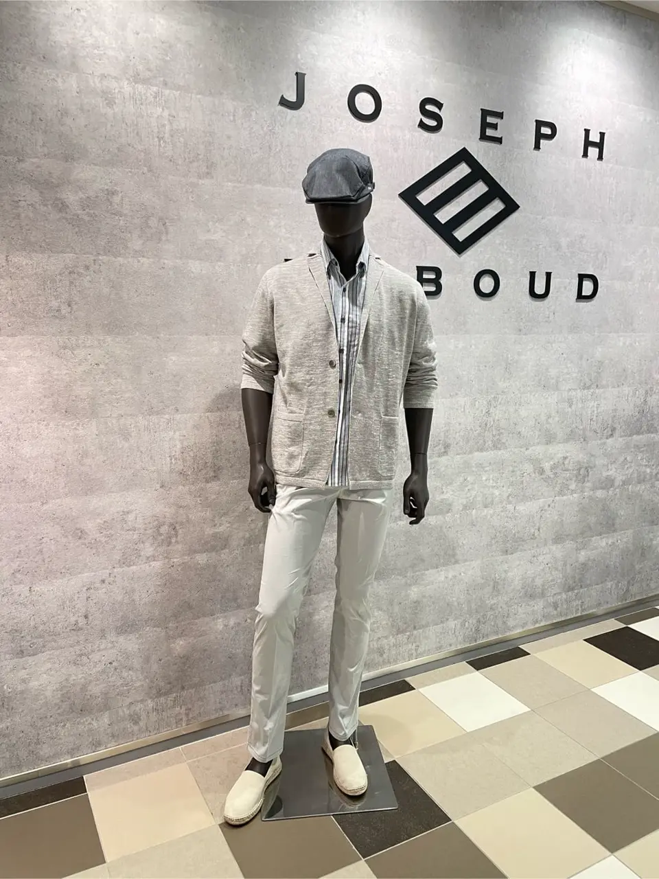  東　 コーディネート画像