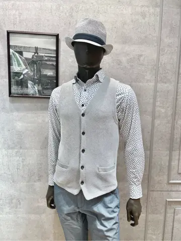 JOSEPH ABBOUD 二澤 コーディネート画像