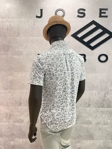 JOSEPH ABBOUD 東　 コーディネート画像