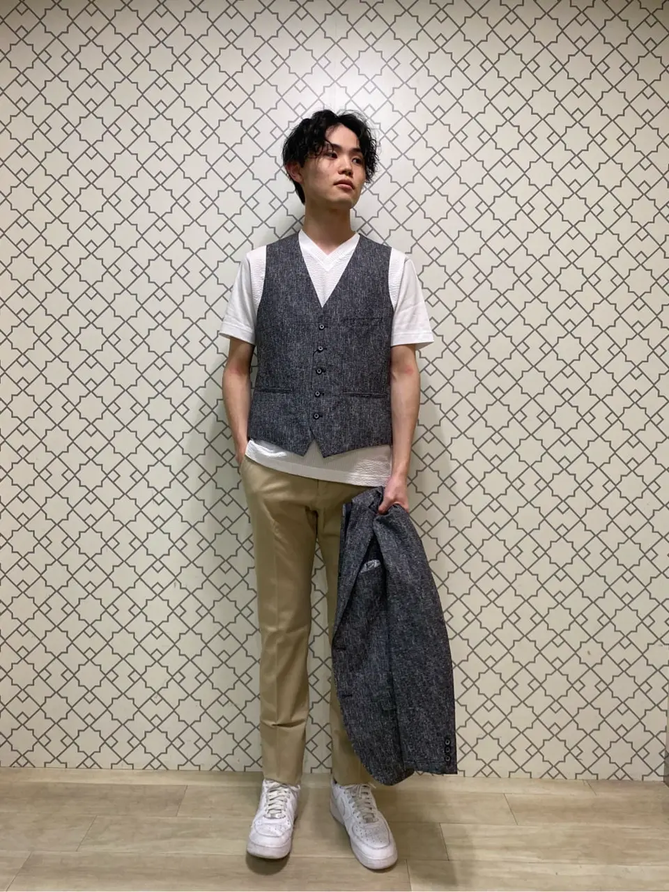 JOSEPH ABBOUD 加藤晴暉 コーディネート画像