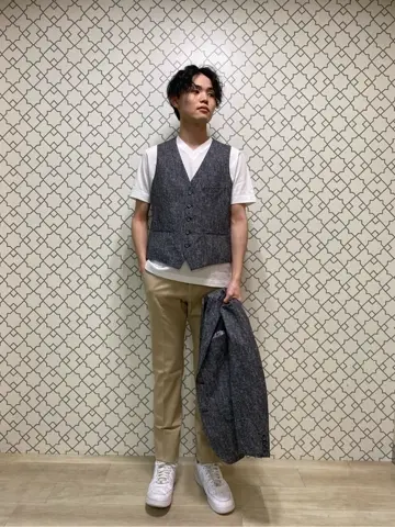 JOSEPH ABBOUD 加藤晴暉 コーディネート画像