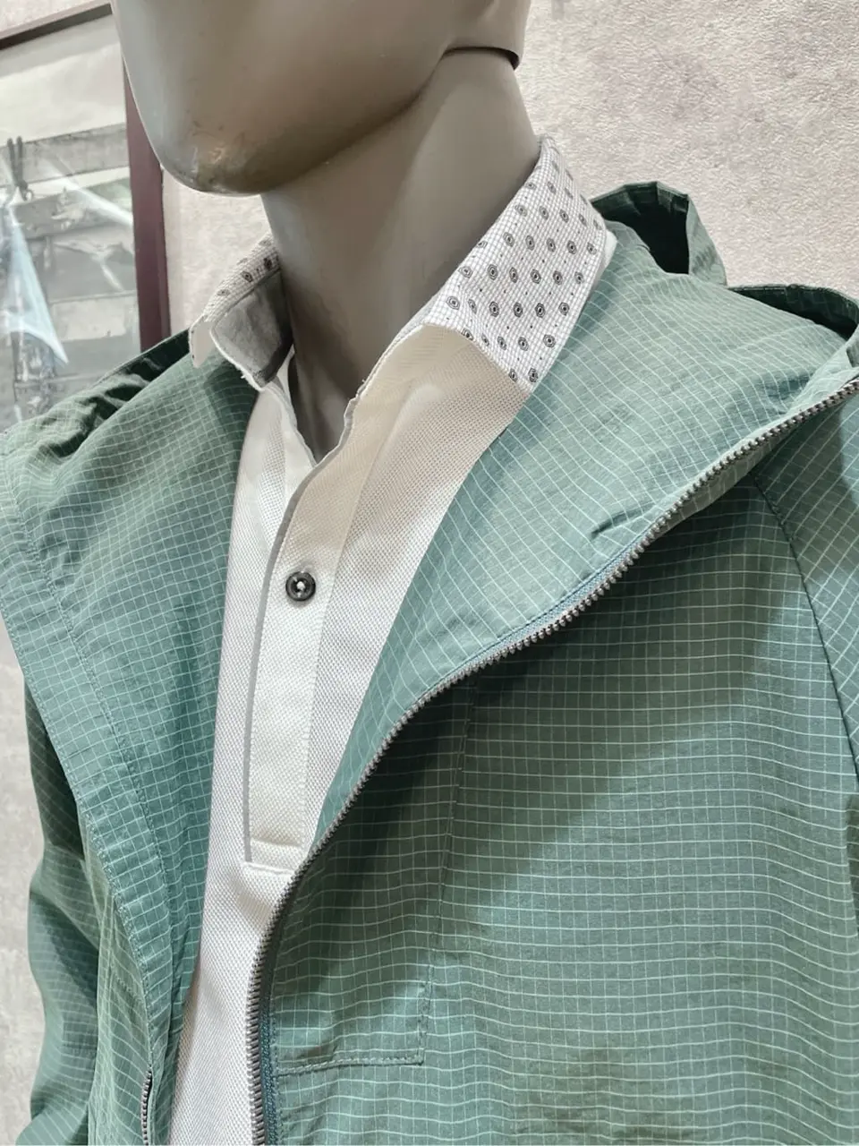 JOSEPH ABBOUD 二澤 コーディネート画像