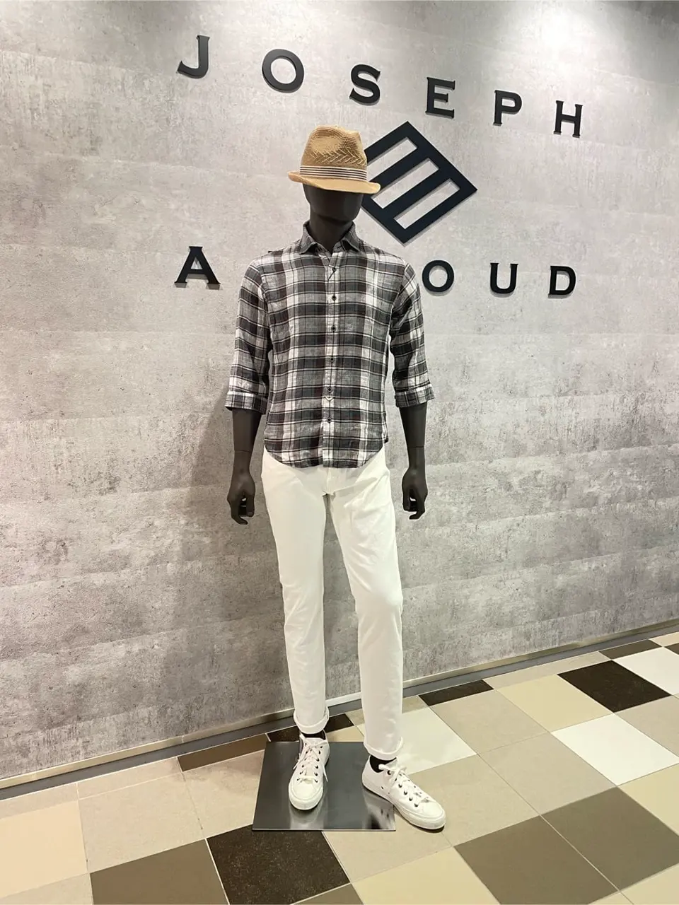  東　 コーディネート画像