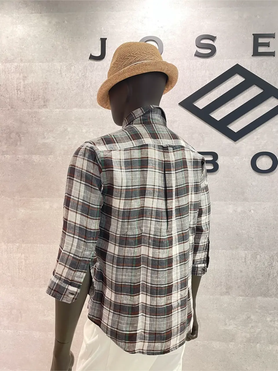 JOSEPH ABBOUD 東　 コーディネート画像