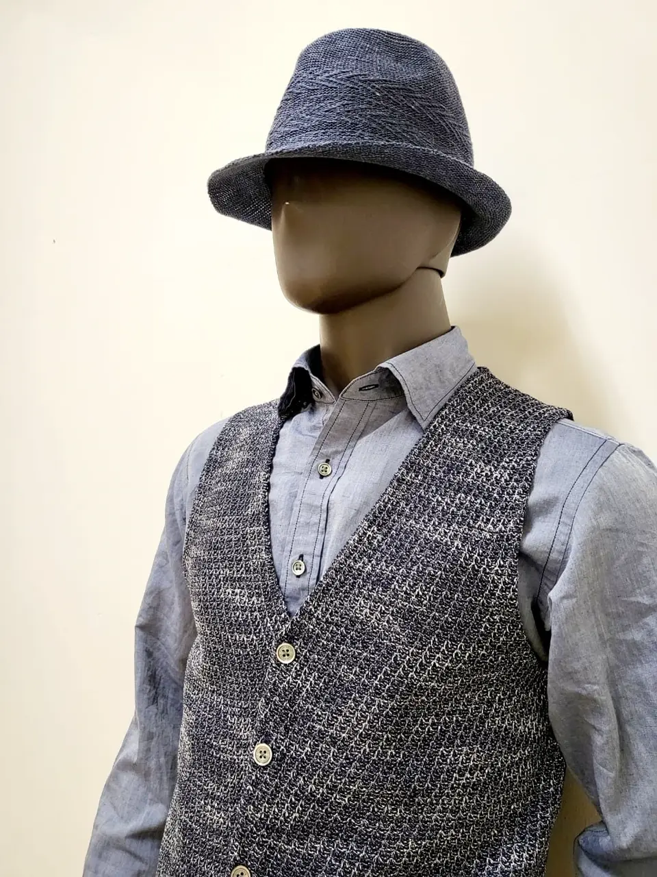 JOSEPH ABBOUD 亀井 コーディネート画像