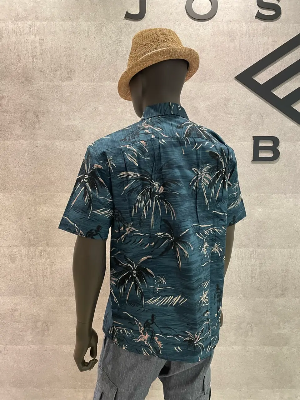 JOSEPH ABBOUD 東　 コーディネート画像