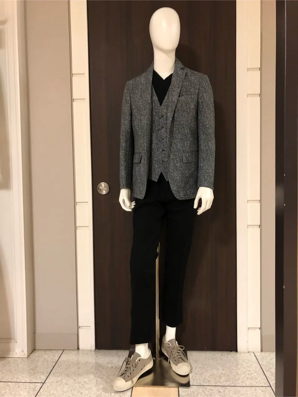 JOSEPH ABBOUD 山口 コーディネート画像