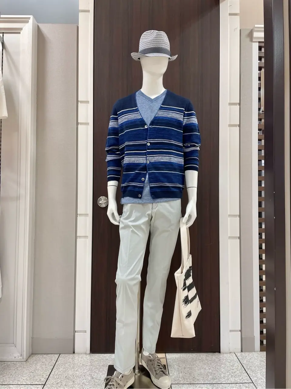 JOSEPH ABBOUD 松山 コーディネート画像