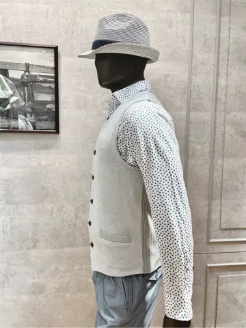 JOSEPH ABBOUD 二澤 コーディネート画像