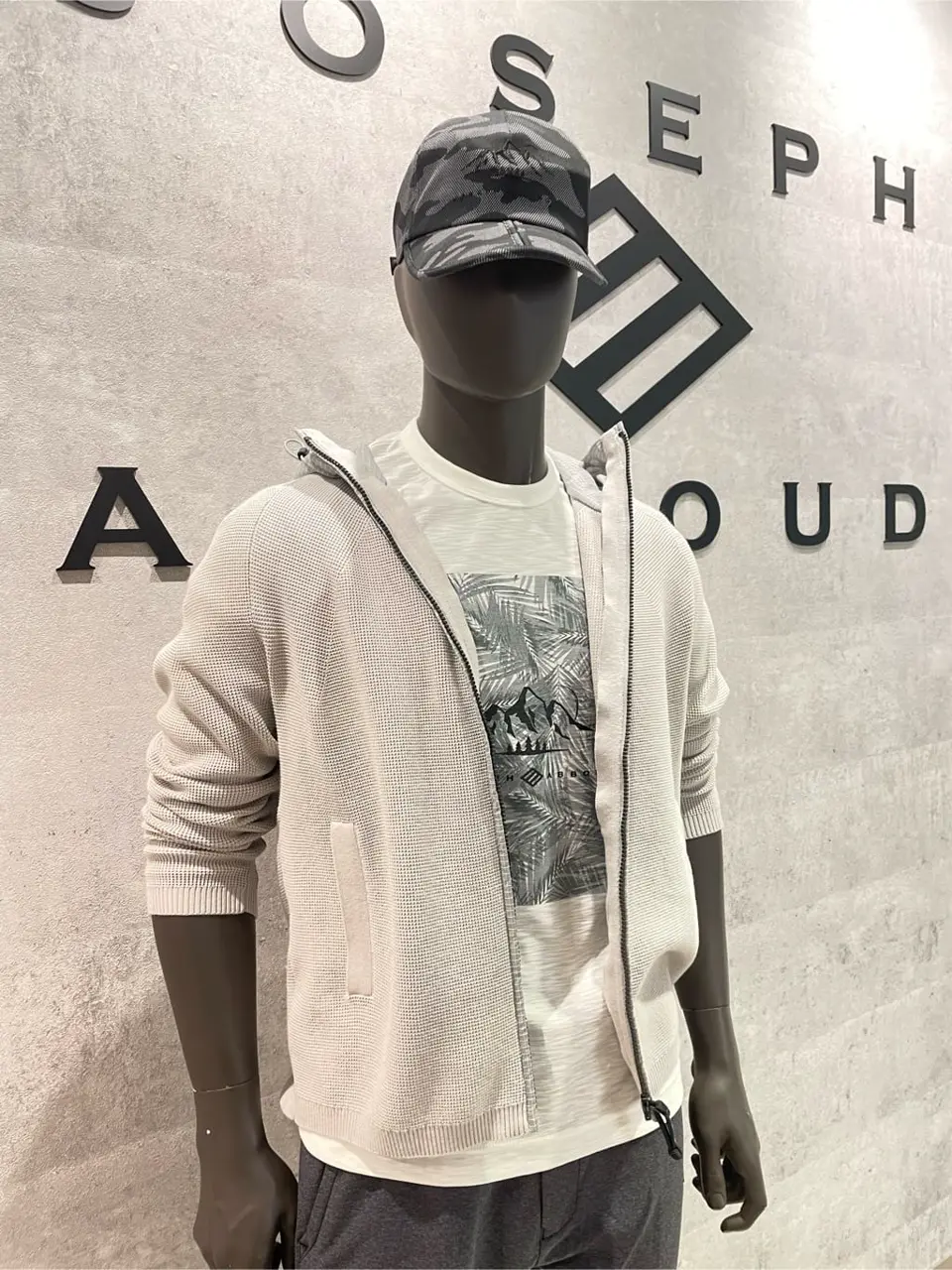 JOSEPH ABBOUD 東　 コーディネート画像