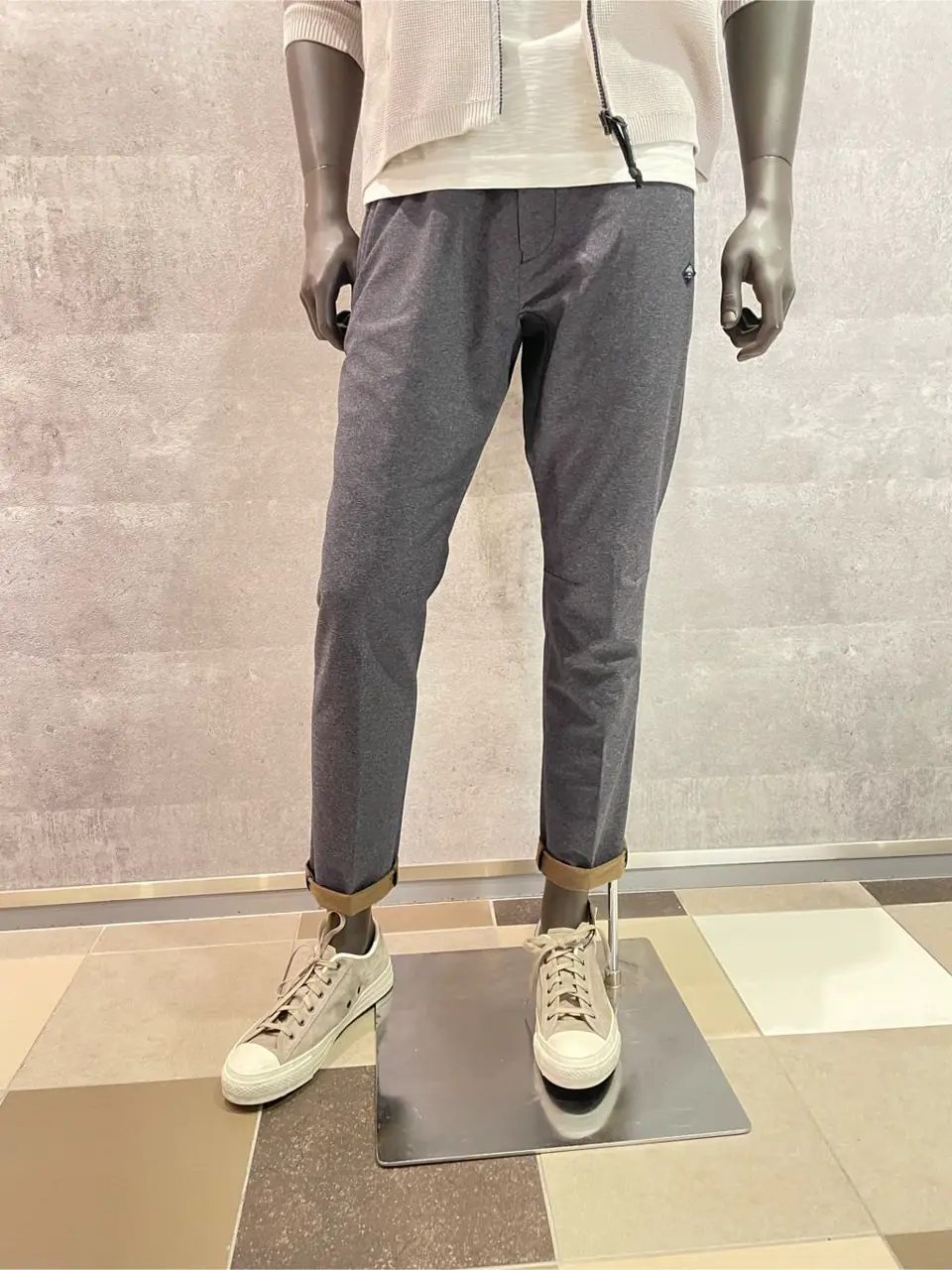 JOSEPH ABBOUD 東　 コーディネート画像