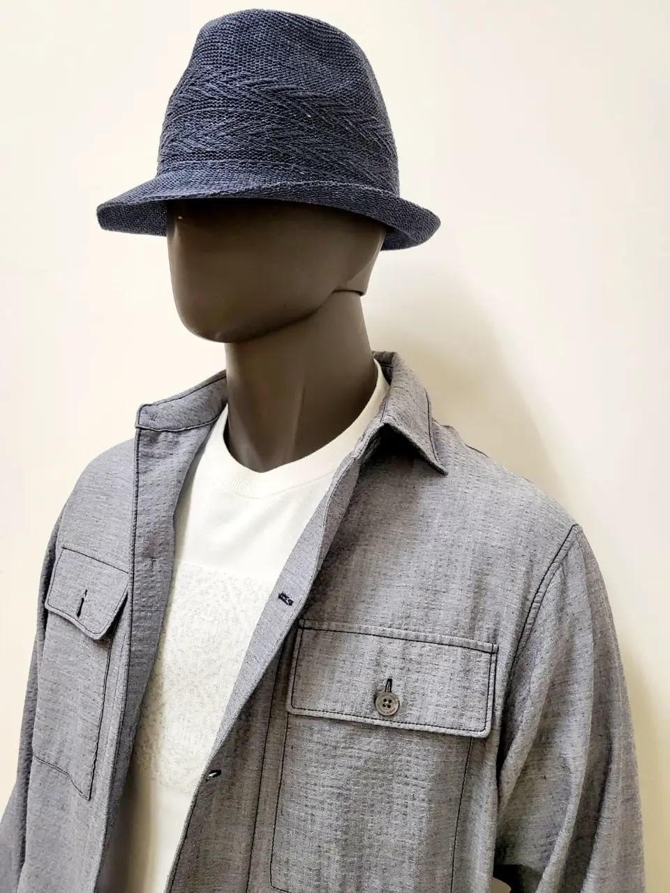 JOSEPH ABBOUD 亀井 コーディネート画像