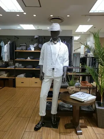 JOSEPH ABBOUD 中西 コーディネート画像