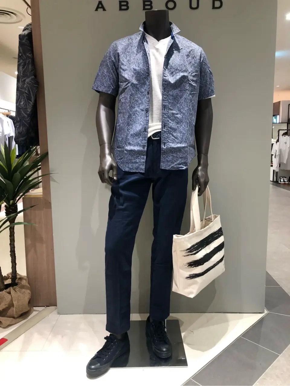 JOSEPH ABBOUD 川田 コーディネート画像