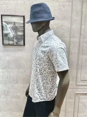 JOSEPH ABBOUD 二澤 コーディネート画像