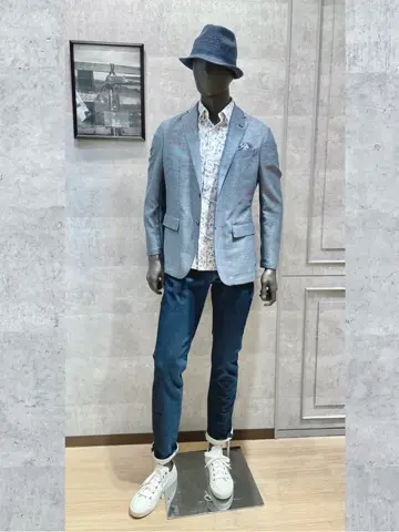 JOSEPH ABBOUD 二澤 コーディネート画像