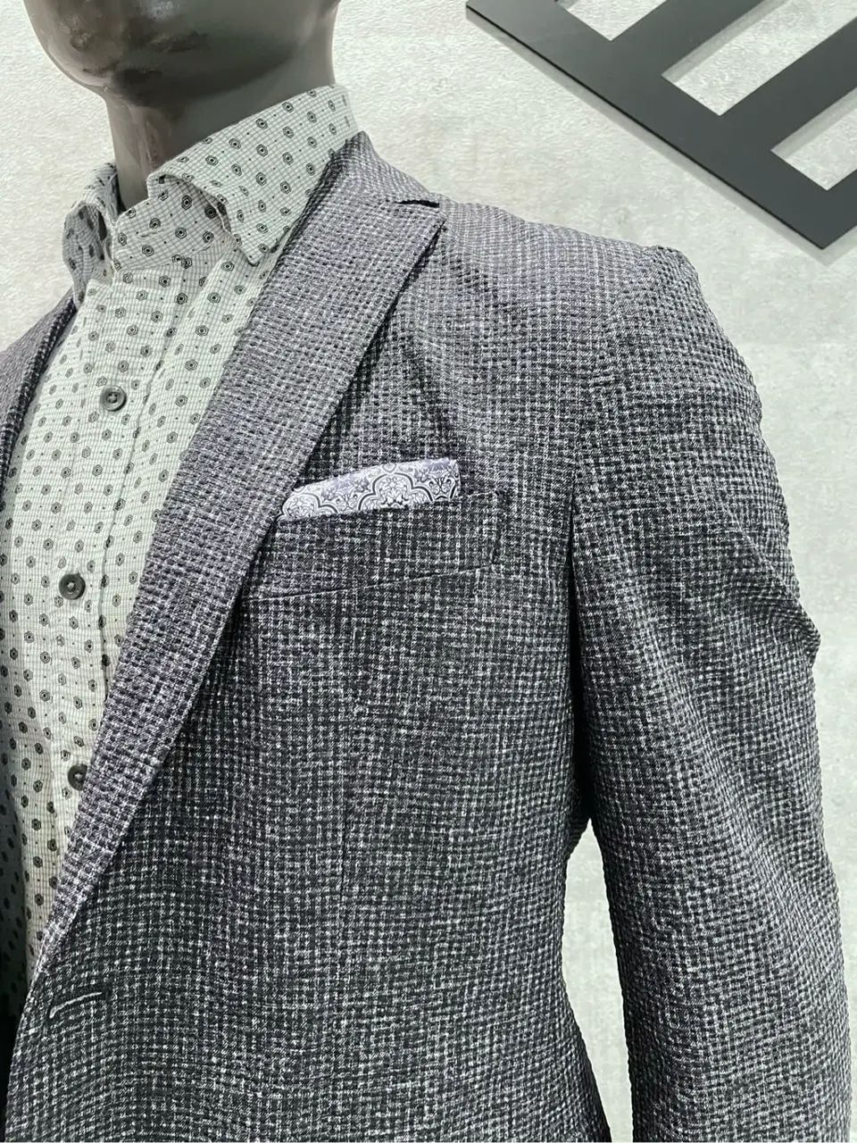 JOSEPH ABBOUD 東　 コーディネート画像