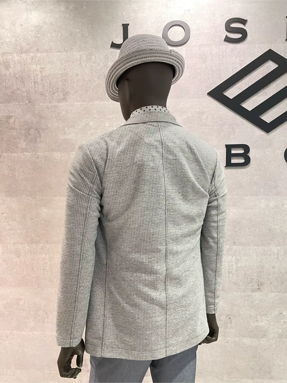 JOSEPH ABBOUD 東　 コーディネート画像