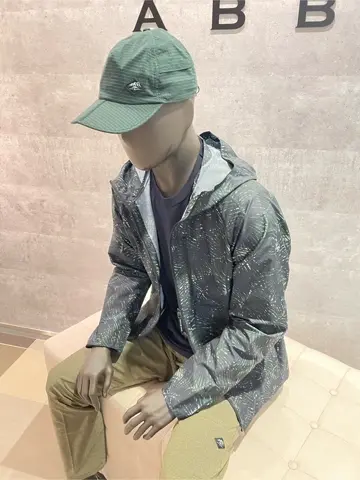 JOSEPH ABBOUD 東　 コーディネート画像