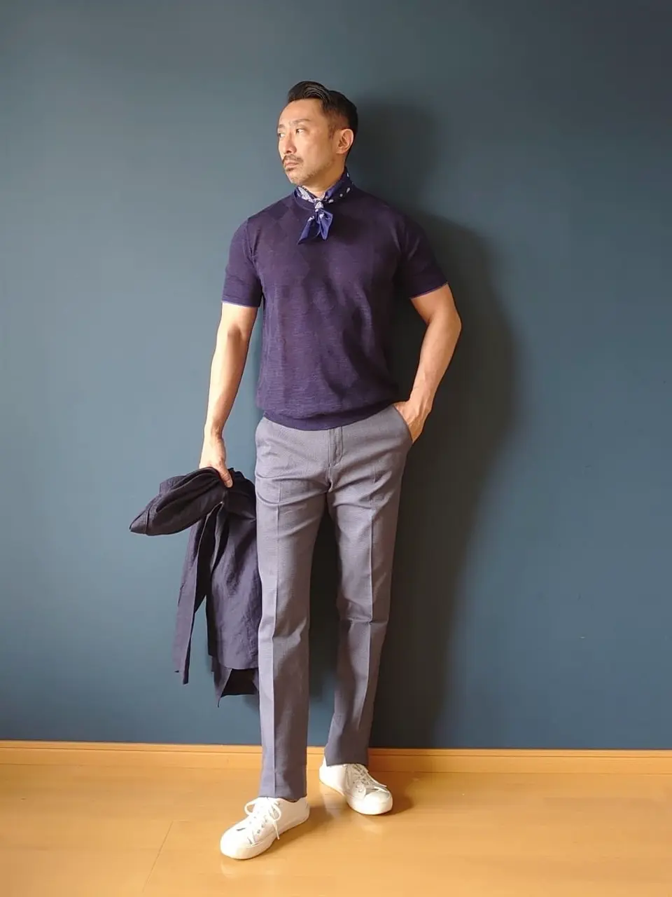 JOSEPH ABBOUD 安東 コーディネート画像