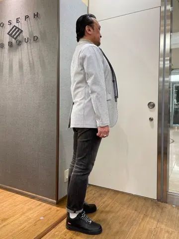 JOSEPH ABBOUD 辰見 コーディネート画像