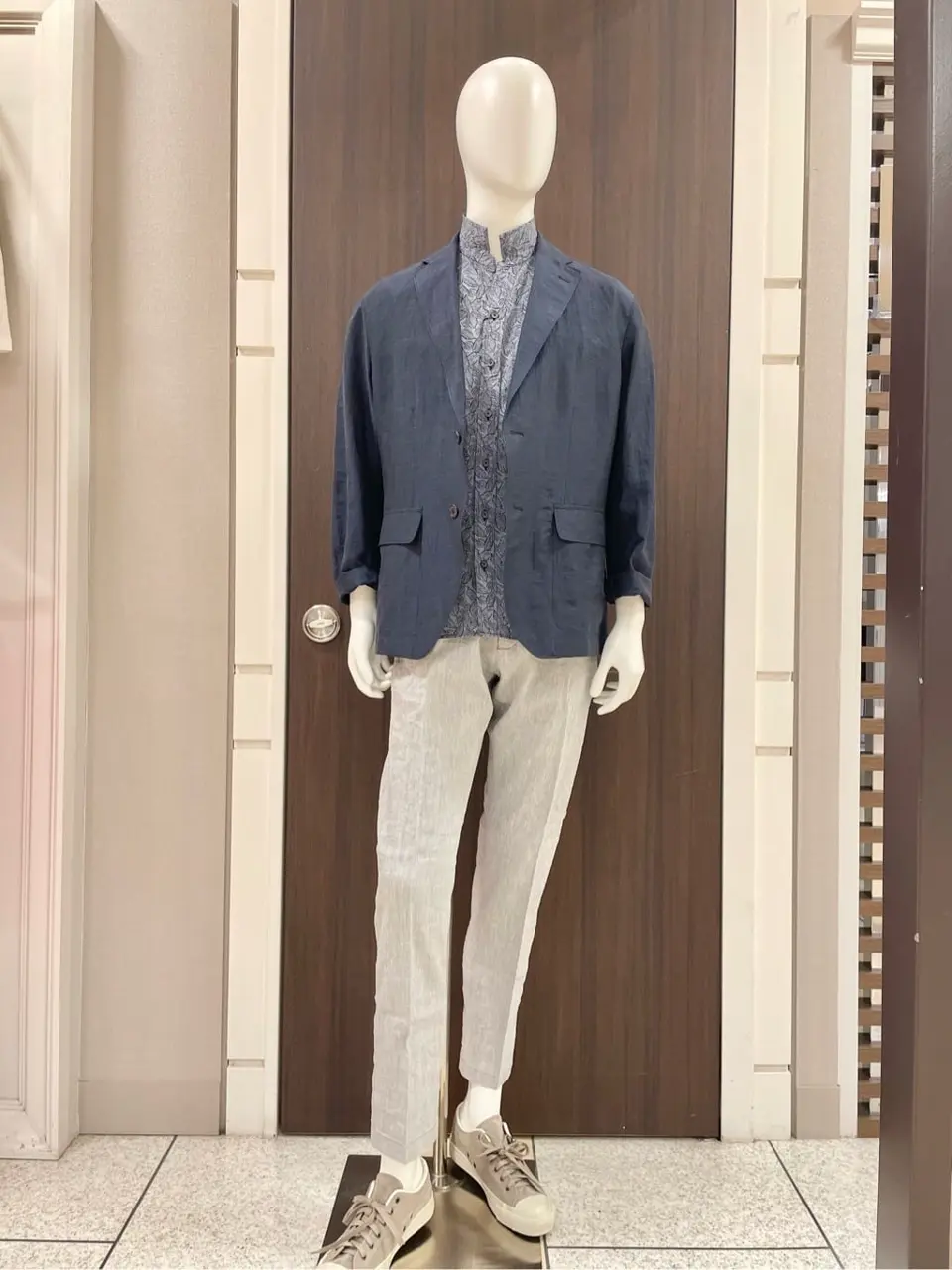 JOSEPH ABBOUD 松山 コーディネート画像