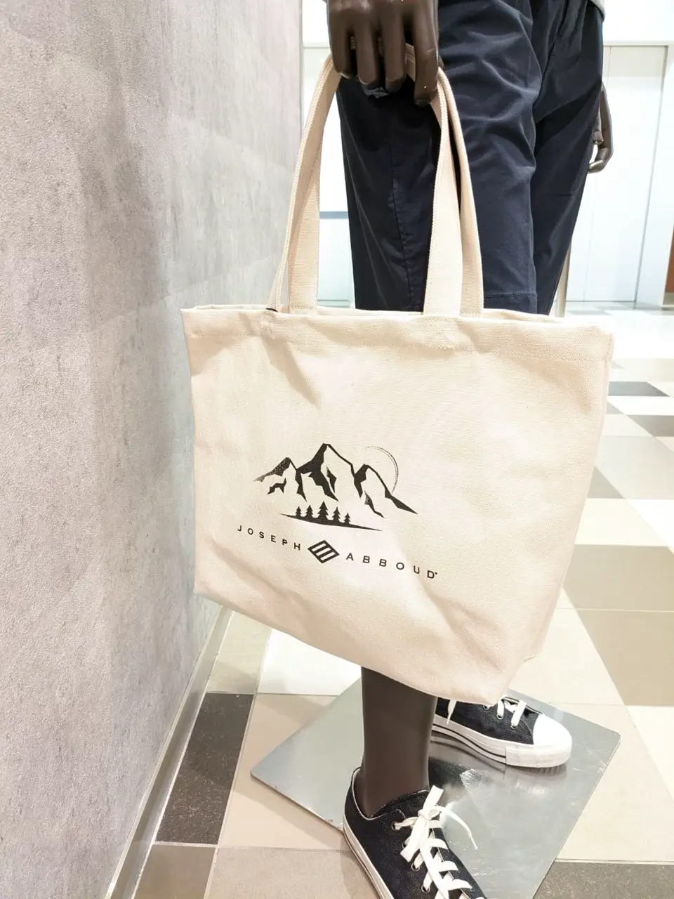 JOSEPH ABBOUD 大久 コーディネート画像