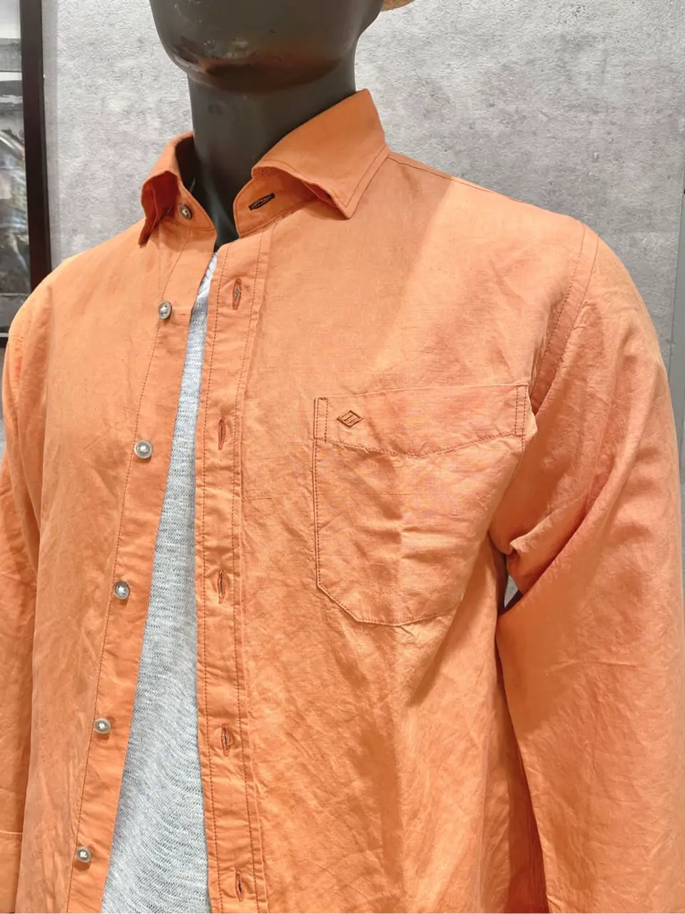 JOSEPH ABBOUD 二澤 コーディネート画像