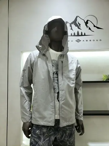 JOSEPH ABBOUD 中西 コーディネート画像