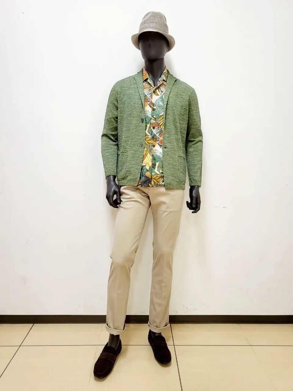  亀井 コーディネート画像