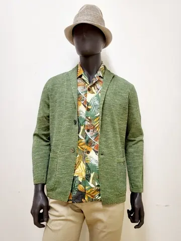 JOSEPH ABBOUD 亀井 コーディネート画像