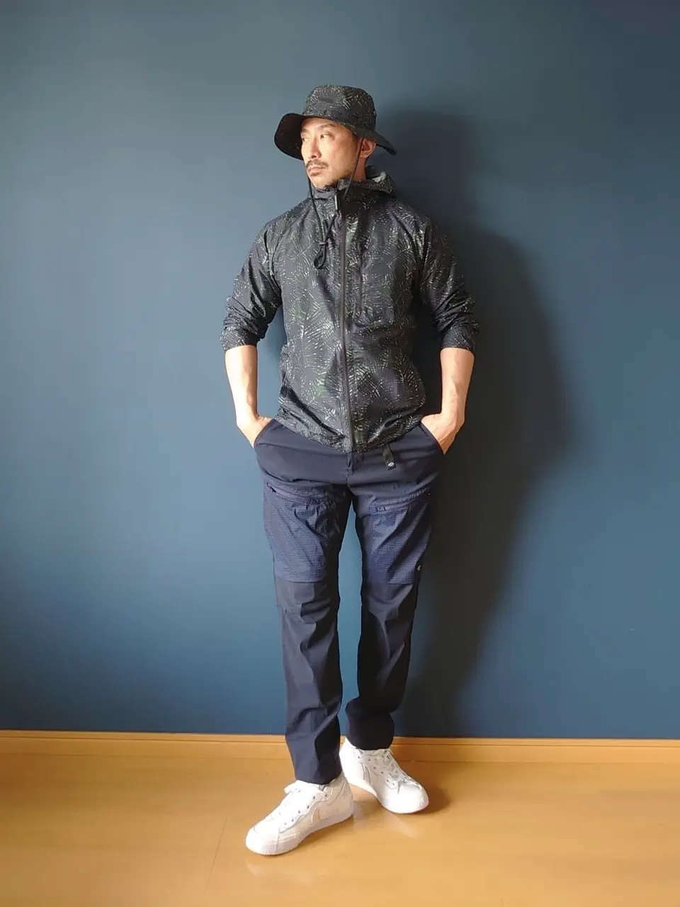 JOSEPH ABBOUD 安東 コーディネート画像