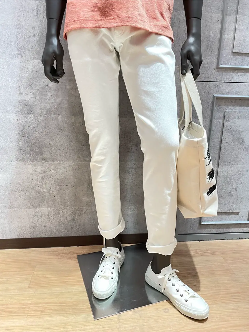 JOSEPH ABBOUD 東　 コーディネート画像