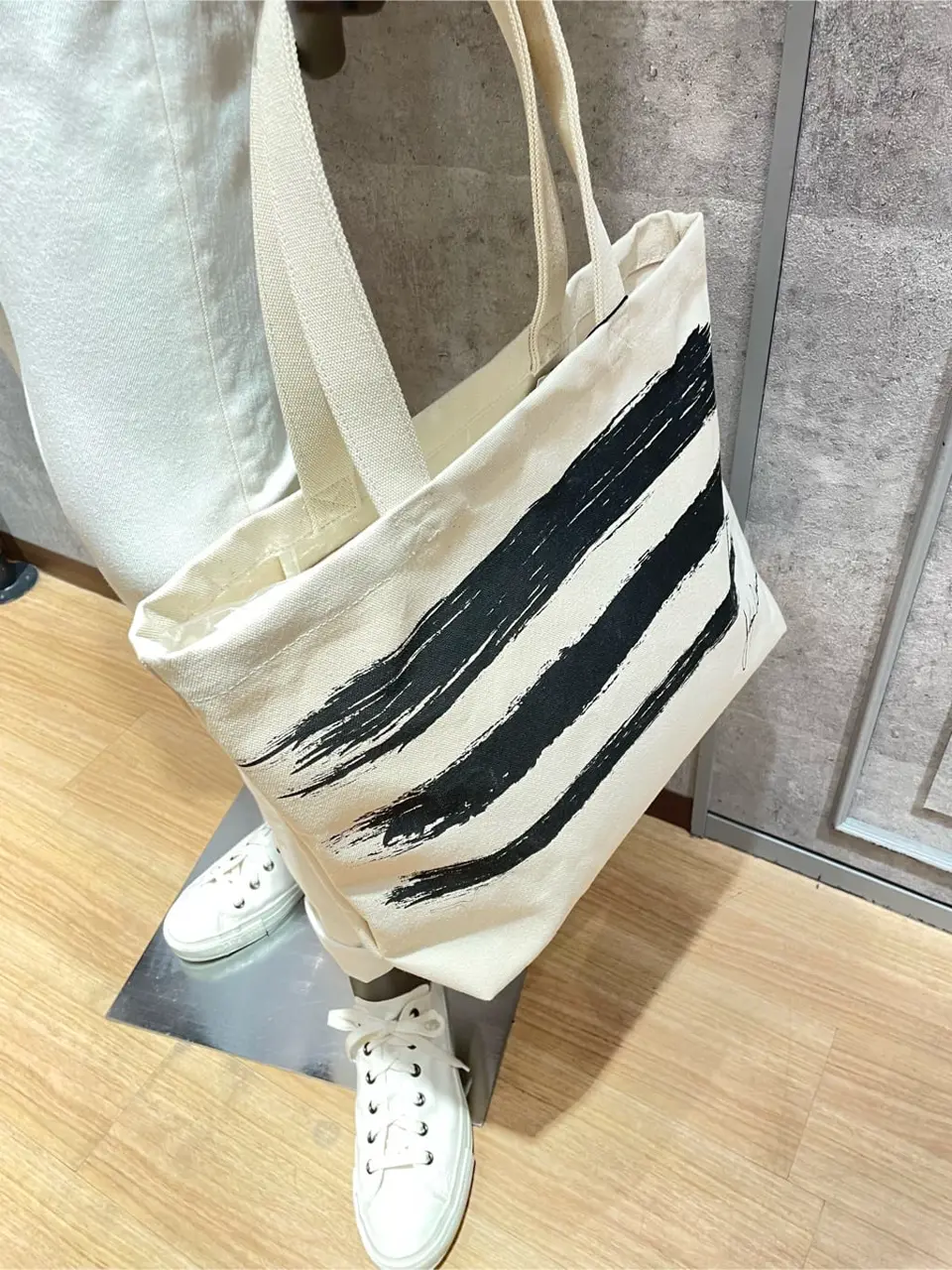 JOSEPH ABBOUD 東　 コーディネート画像