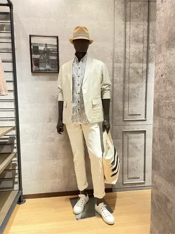 JOSEPH ABBOUD 東　 コーディネート画像